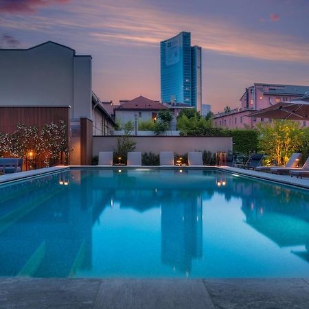 Crowne Plaza Milan City By Ihg Bagian luar foto