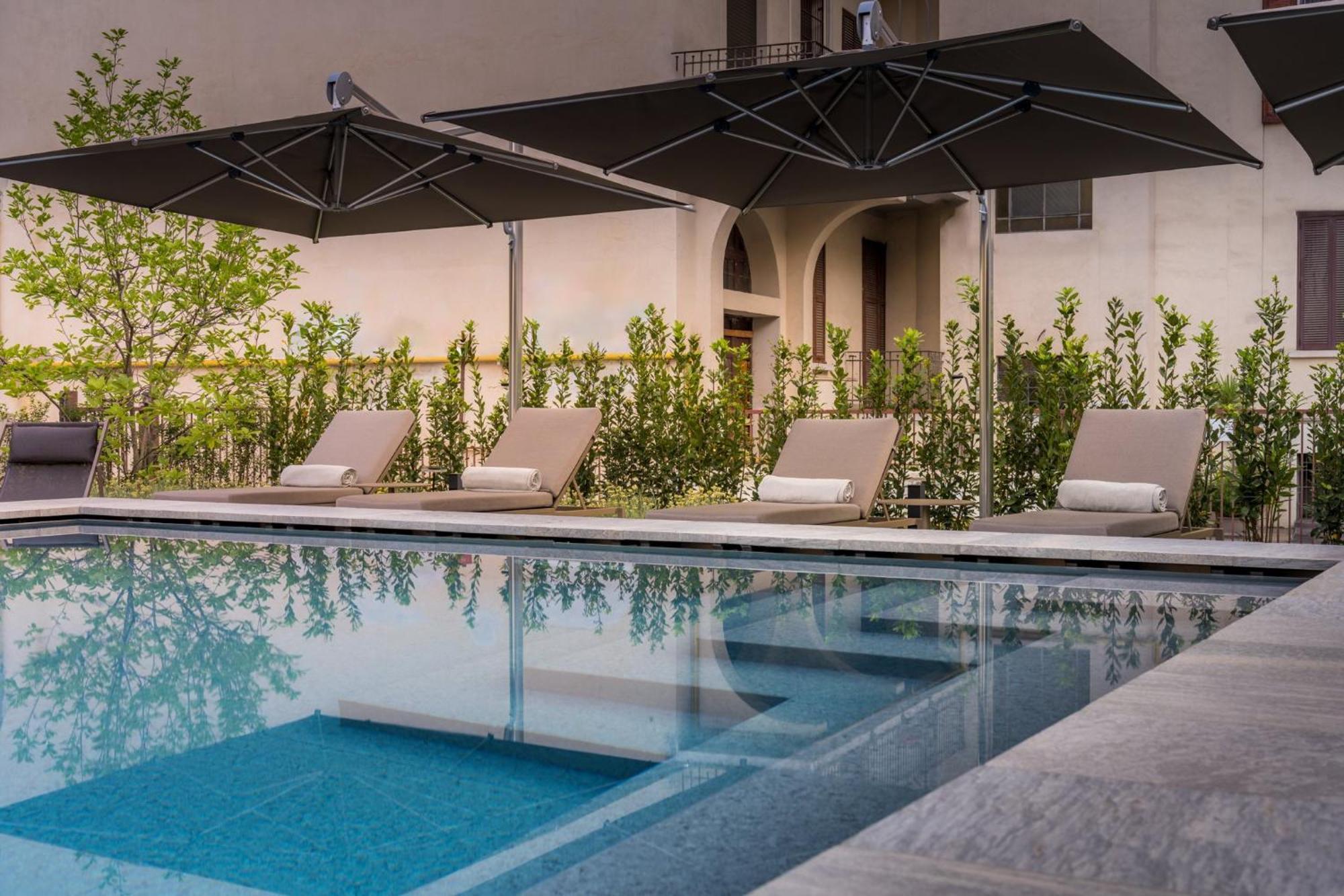 Crowne Plaza Milan City By Ihg Bagian luar foto